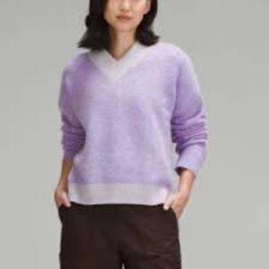 Lululemon V neck Alpaca Wool Blend Oversized Sweater Purple Size Large